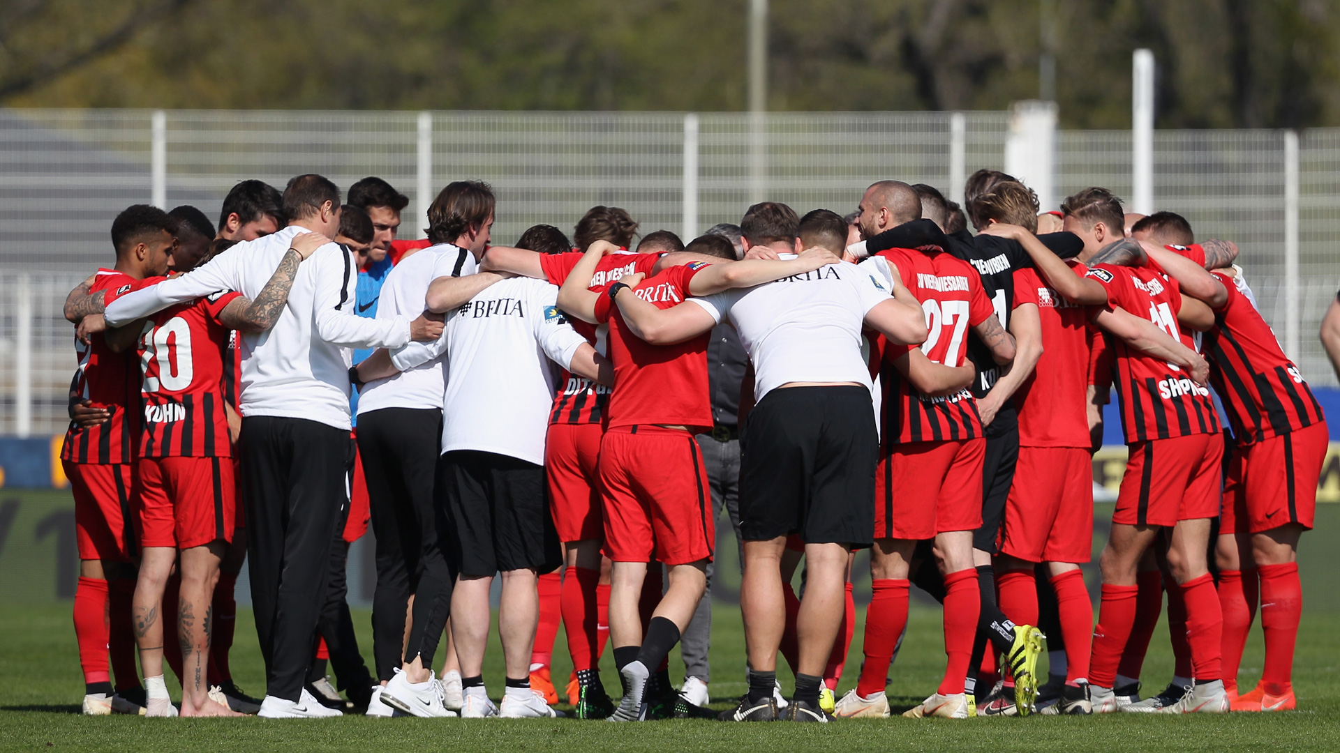 Relegation: Wehen Wiesbaden vs. Ingolstadt heute live im ...