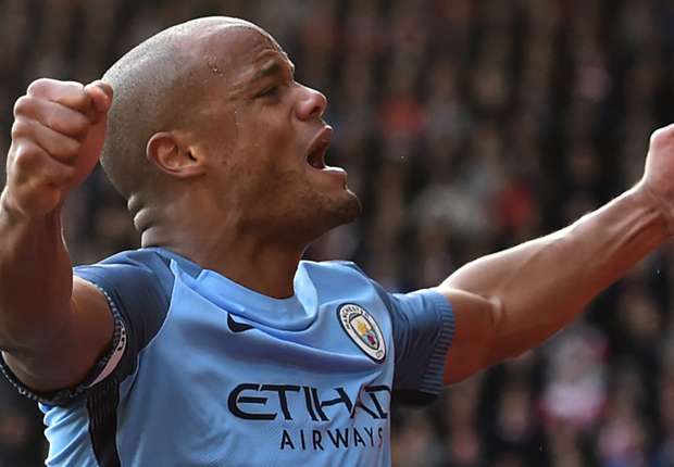 premier-league-team-of-the-week-vincent-kompany_15768f0f8lkkc1pi7m7neg8ex2.jpg