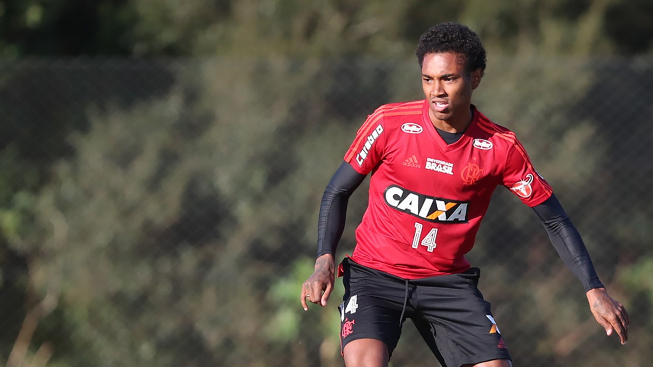 [ENQUETE] Até então, qual reforço para o ataque que mais decepciona no Flamengo?