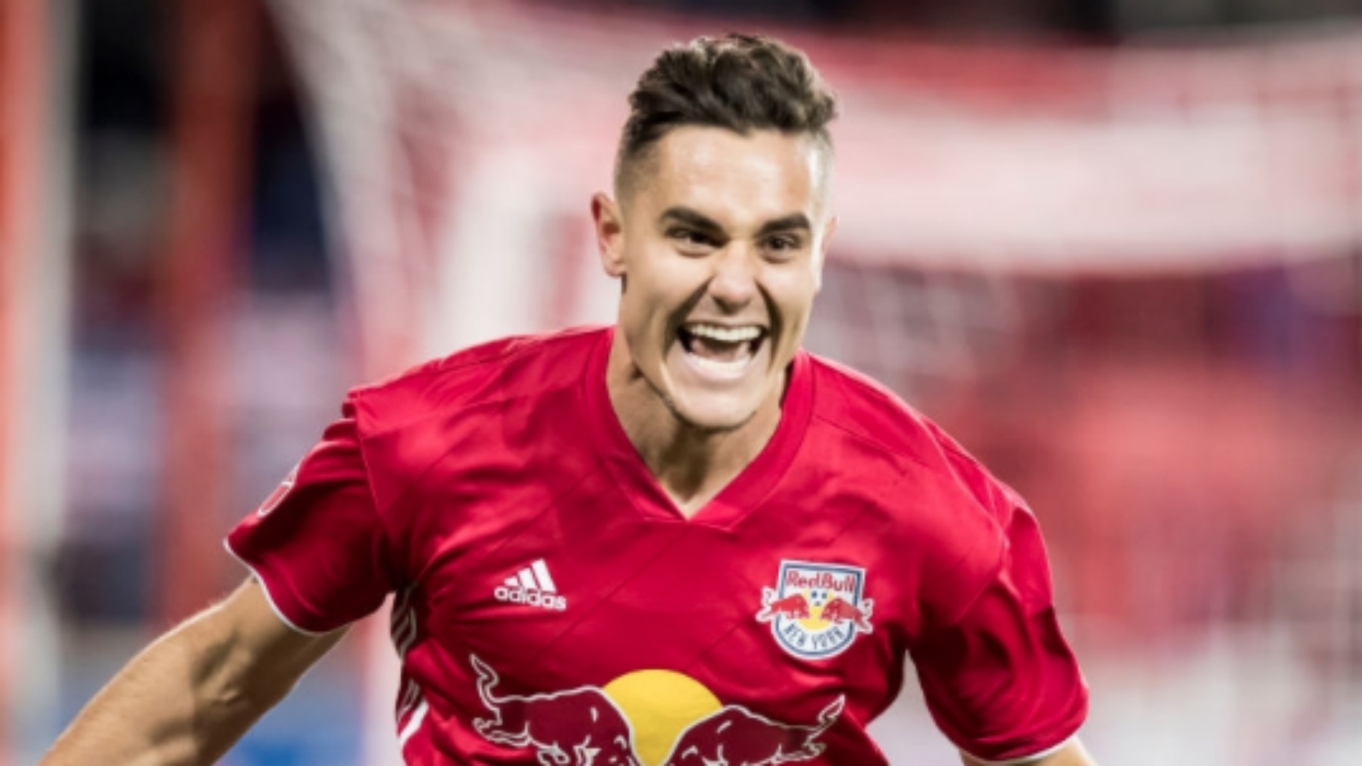 MLS transfer news New York Red Bulls sign defender of the year Aaron