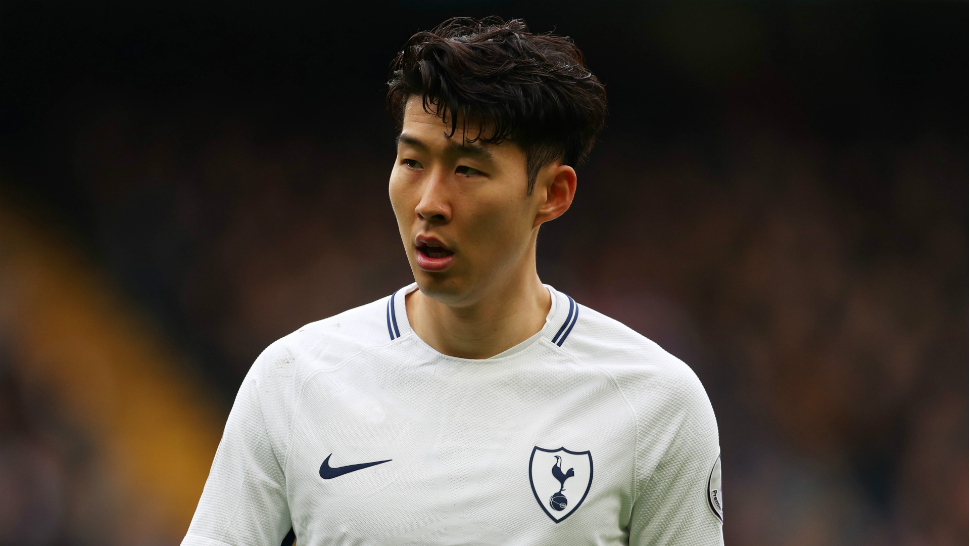tottenham son pede desculpas