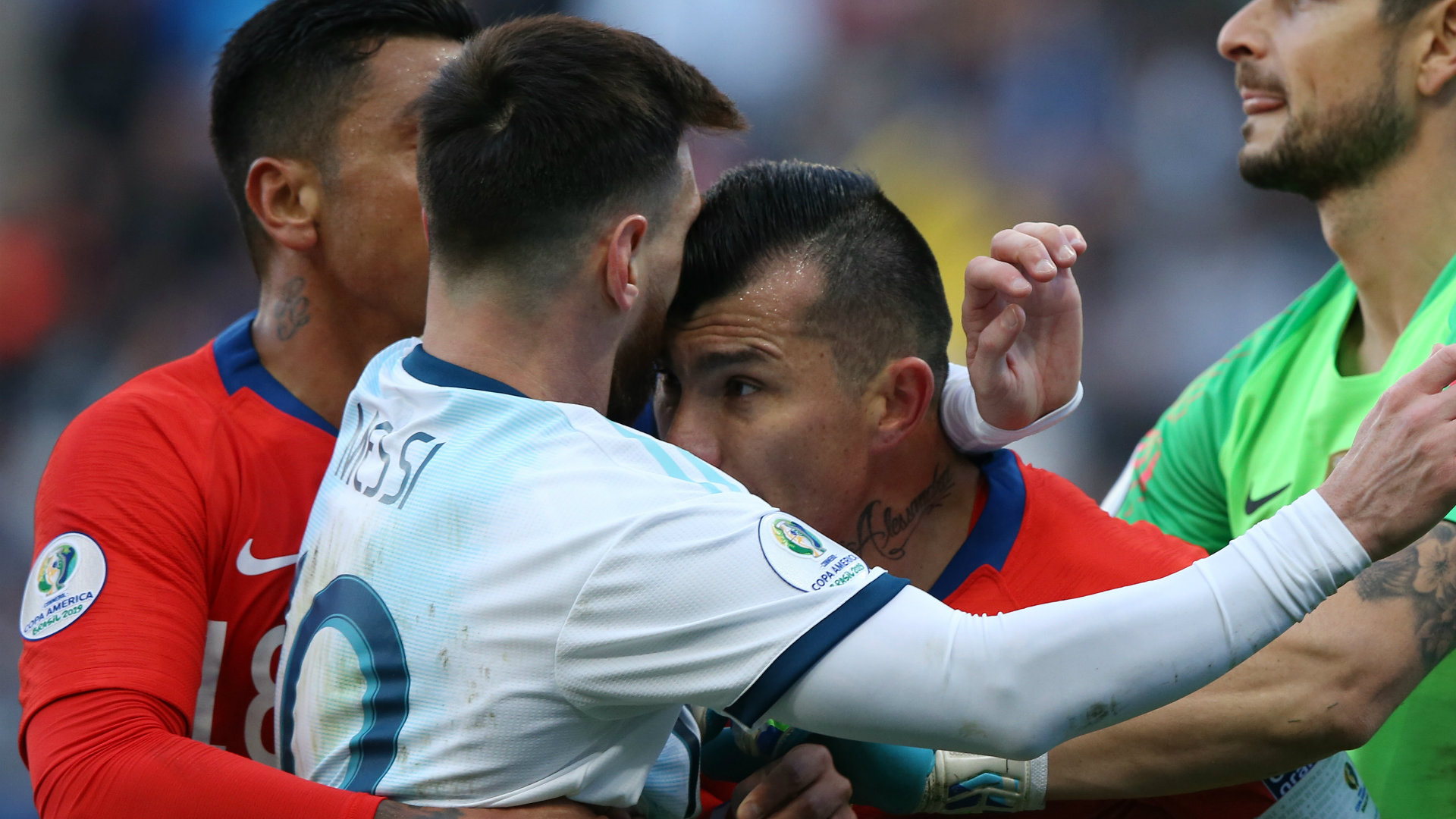 VÃ½sledok vyhÄ¾adÃ¡vania obrÃ¡zkov pre dopyt messi vs chile