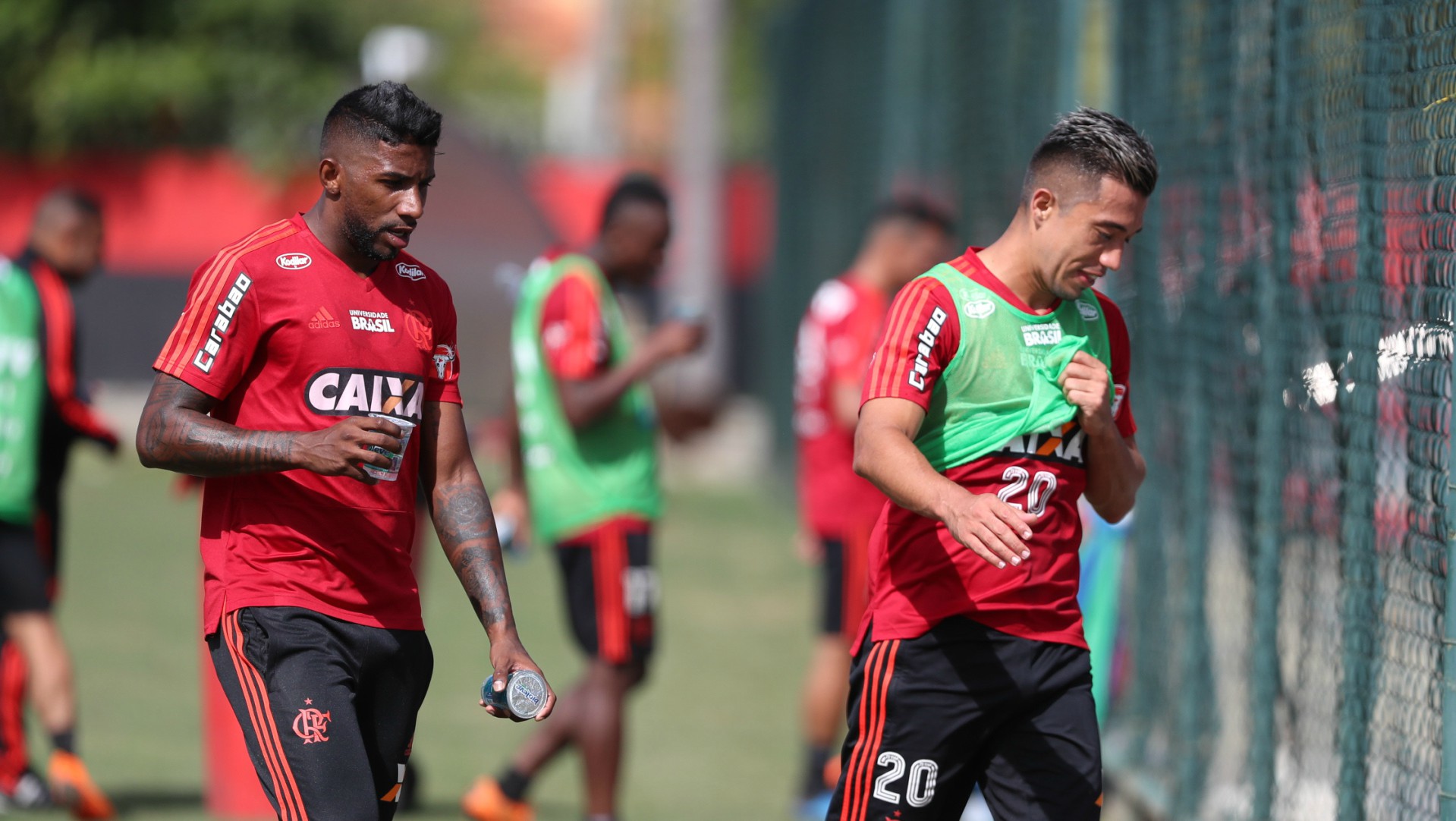 Fernando Uribe Rodinei Flamengo treino 11072018