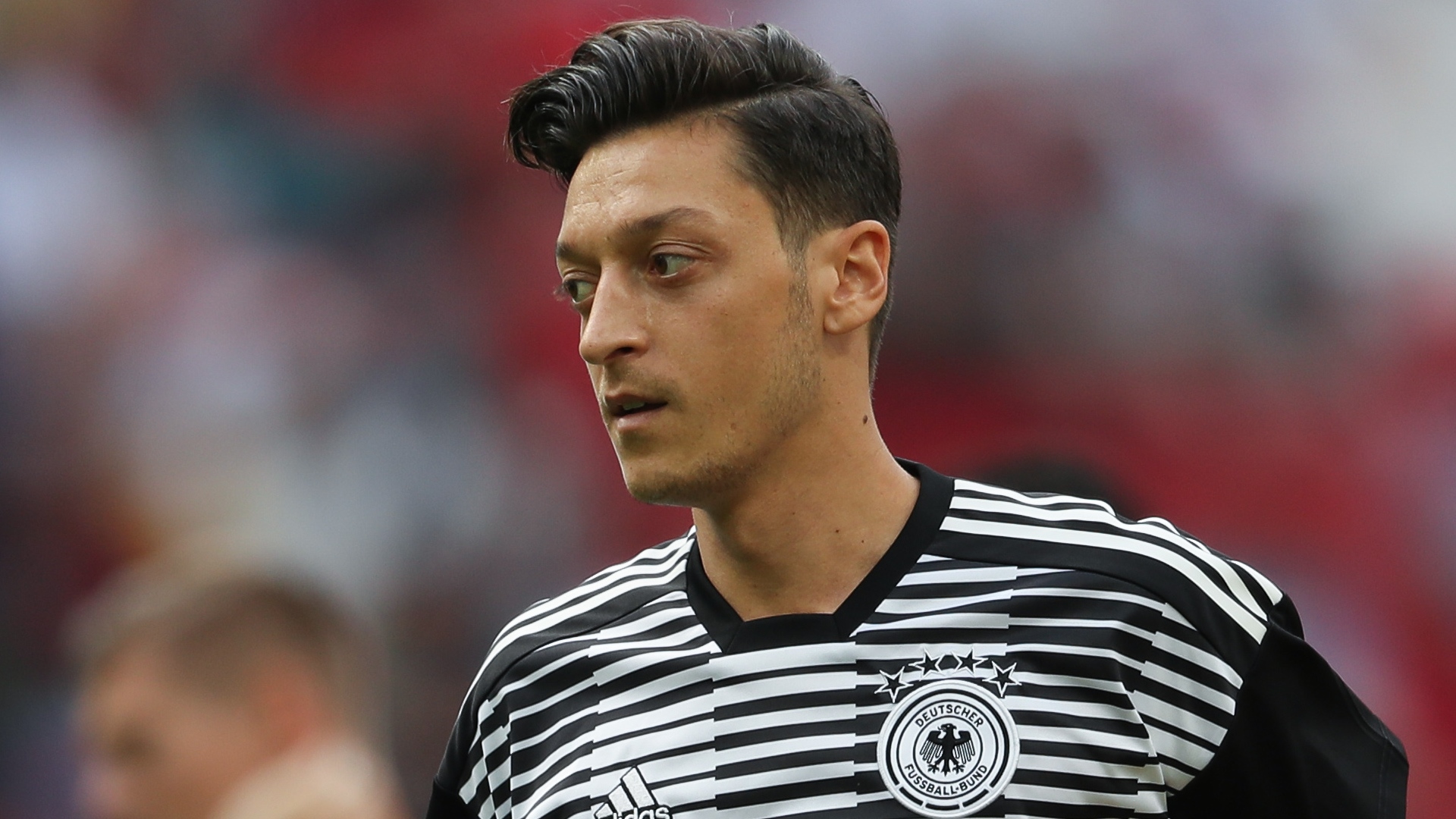 mesut ozil