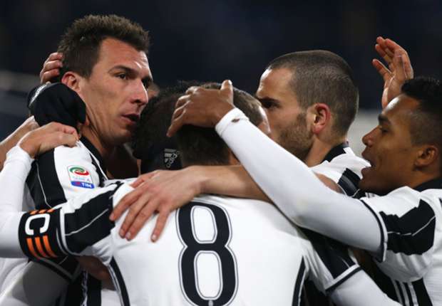 juventus-players-celebrating-juventus-empoli-serie-a_1tb0z4x8mc7a91m66iopjxq8kn.jpg