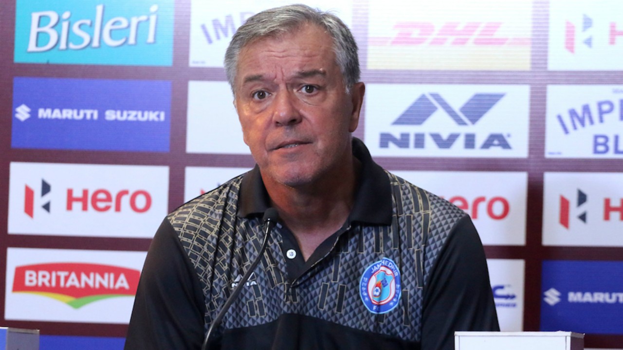 ISL 2018-19: Cesar Ferrando looking to shore up defence before taking on ATK