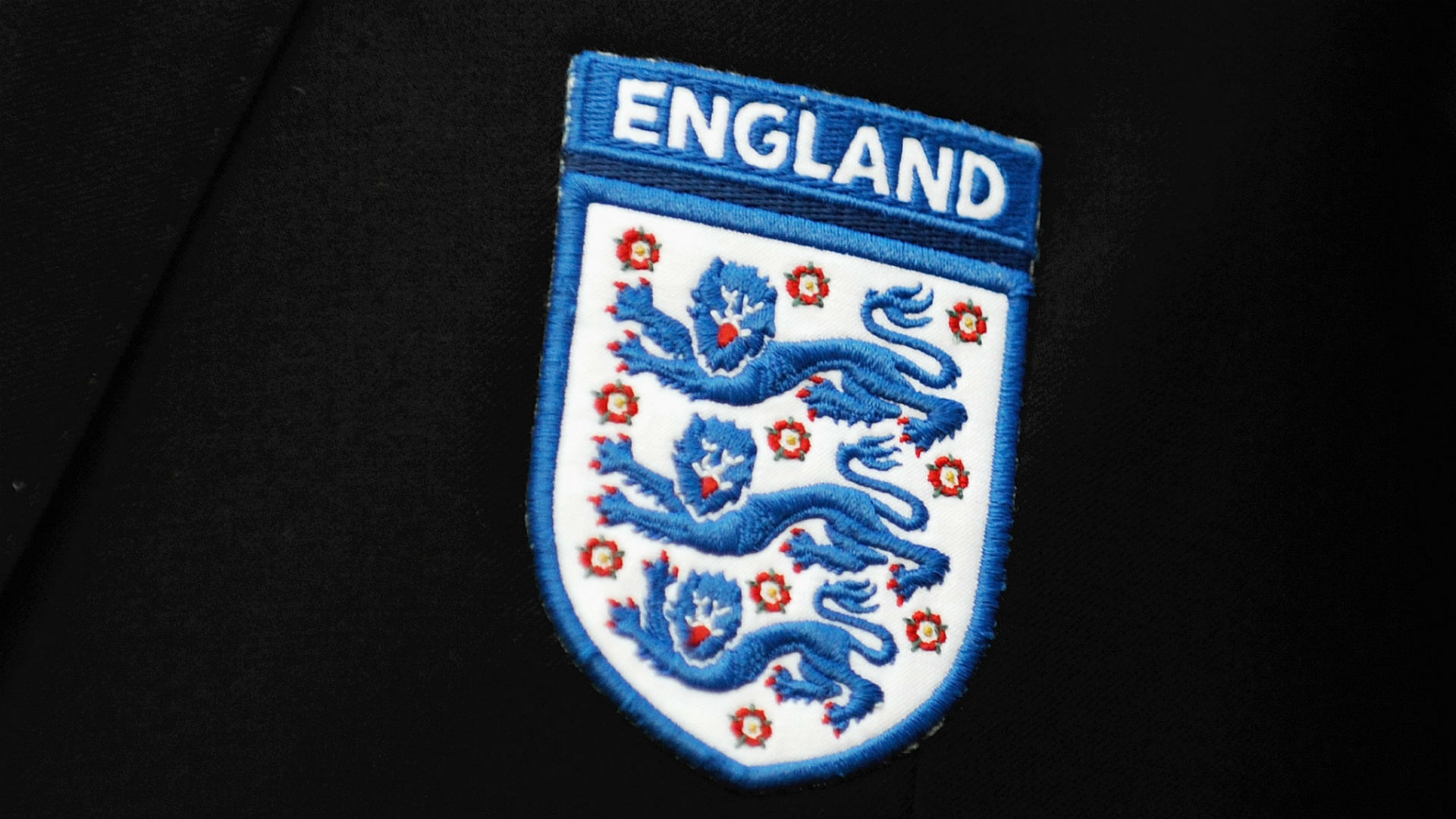 https://images.performgroup.com/di/library/GOAL/52/64/england-badge_dsbvgau465de1dwtd27ke4l0j.jpg