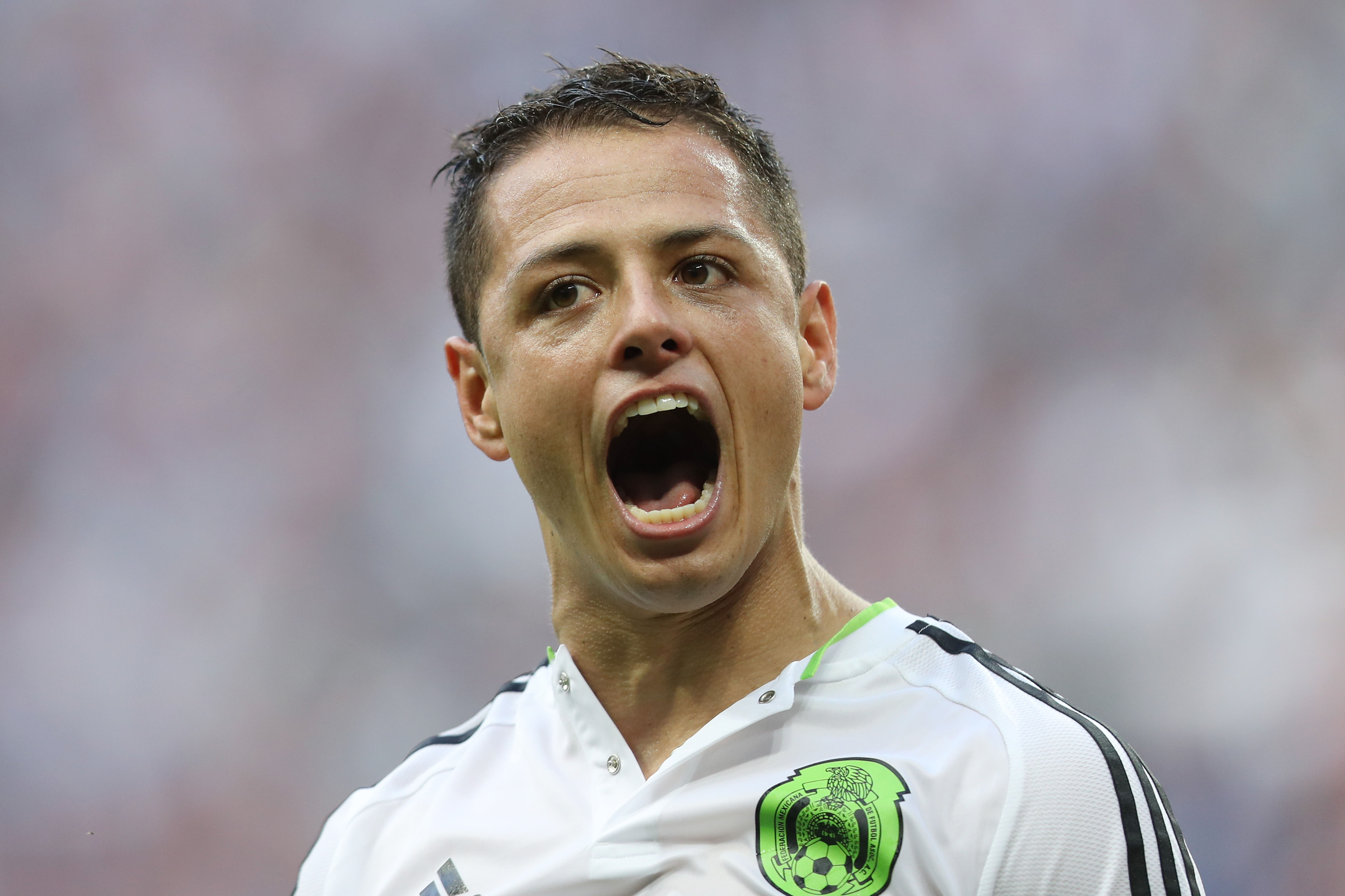 West Ham striker Hernandez struggling at facing old club Man Utd