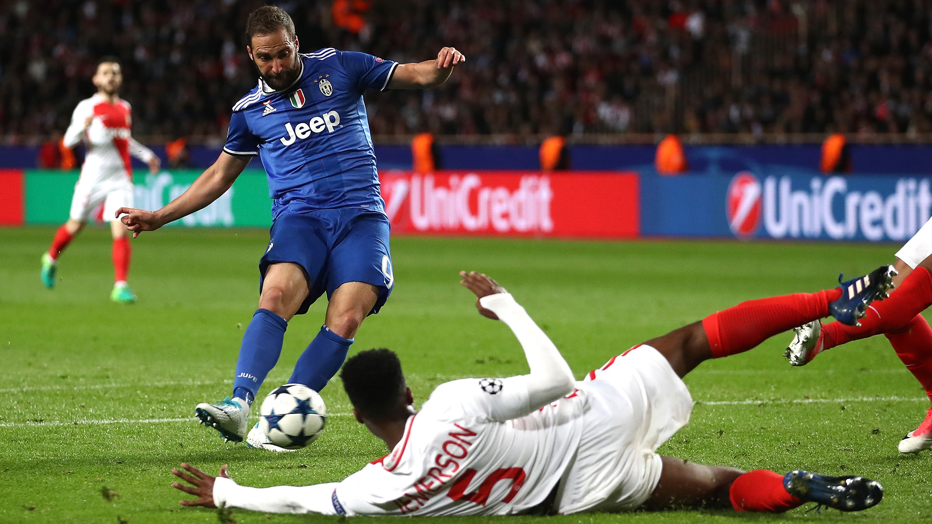 Gonzalo Higuain Monaco Juventus Champions League