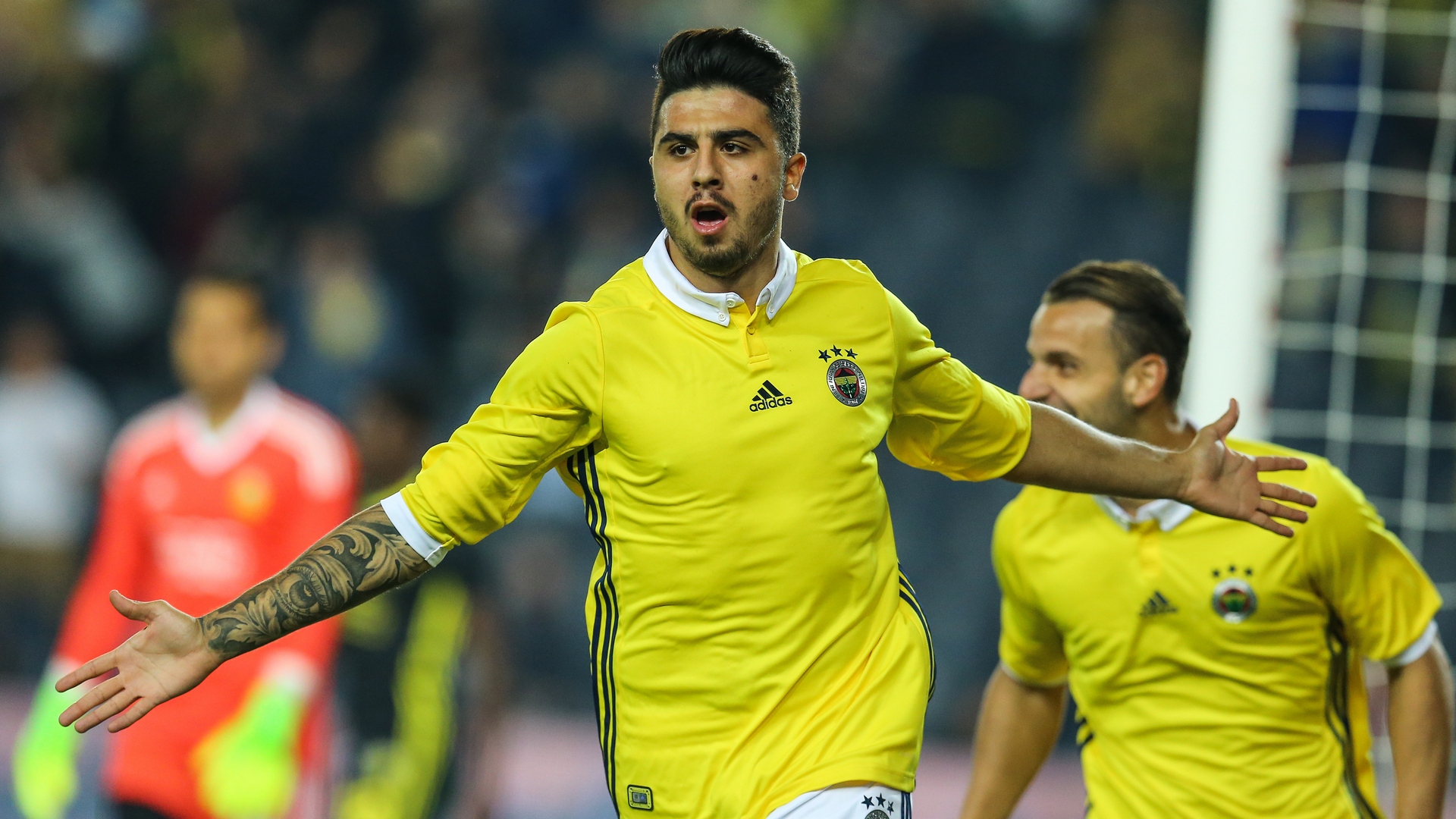 ozan-tufan-fenerbahce_ufkg0nvkpte51w3c06bfo823n.jpg