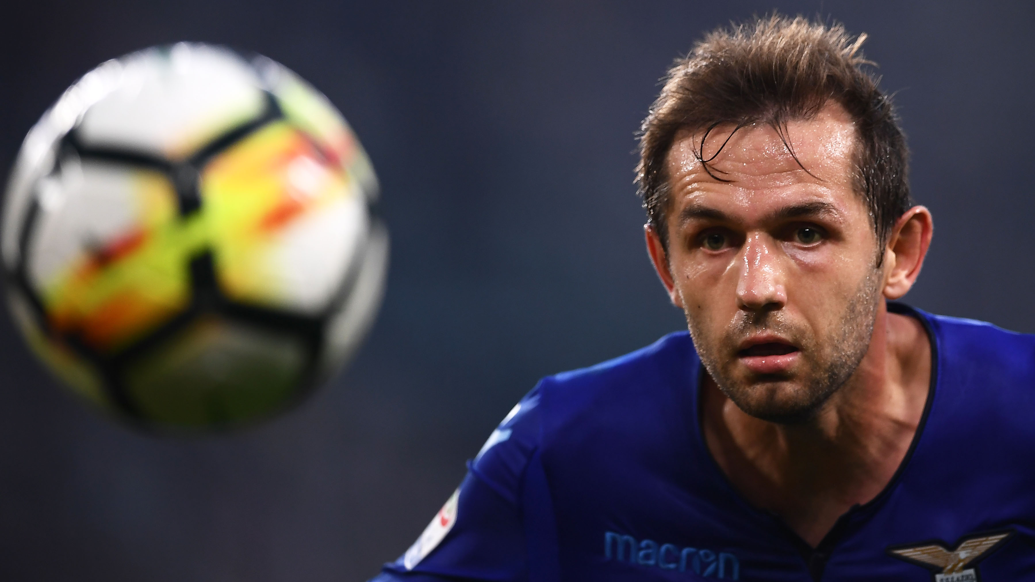 https://images.performgroup.com/di/library/GOAL/60/7a/senad-lulic-lazio-fiorentina-coppa-italia_79wzv3o865q416udxdr0z7cf9.jpg