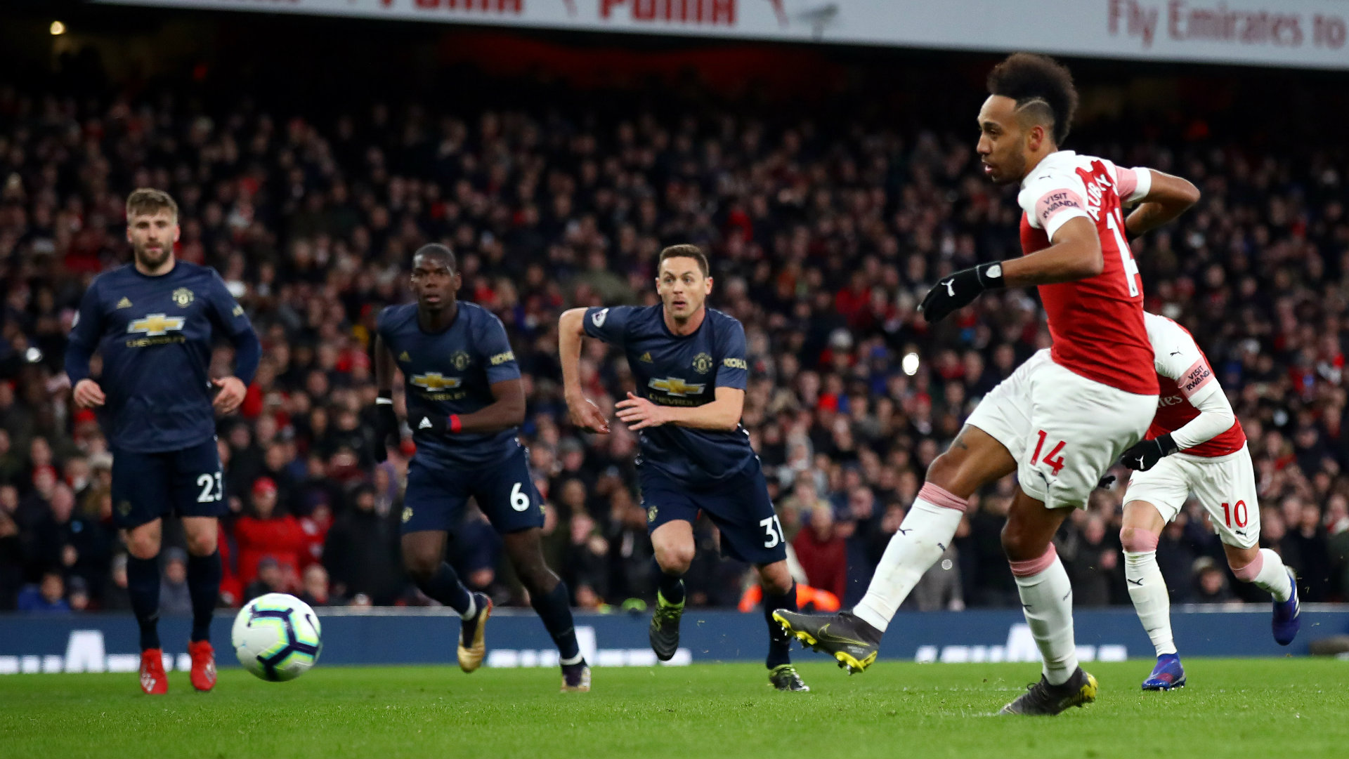 Arsenal 2-0 Man Utd: David De Gea gaffe and missed chances ...