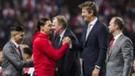 Zlatan Ibrahimovic Edwin van der Sar 05242017