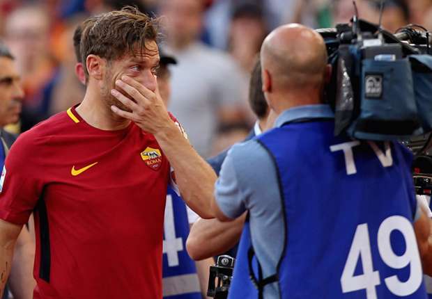 francesco-totti-roma_28fm0k1d0yht17eq4m3msotww.jpg