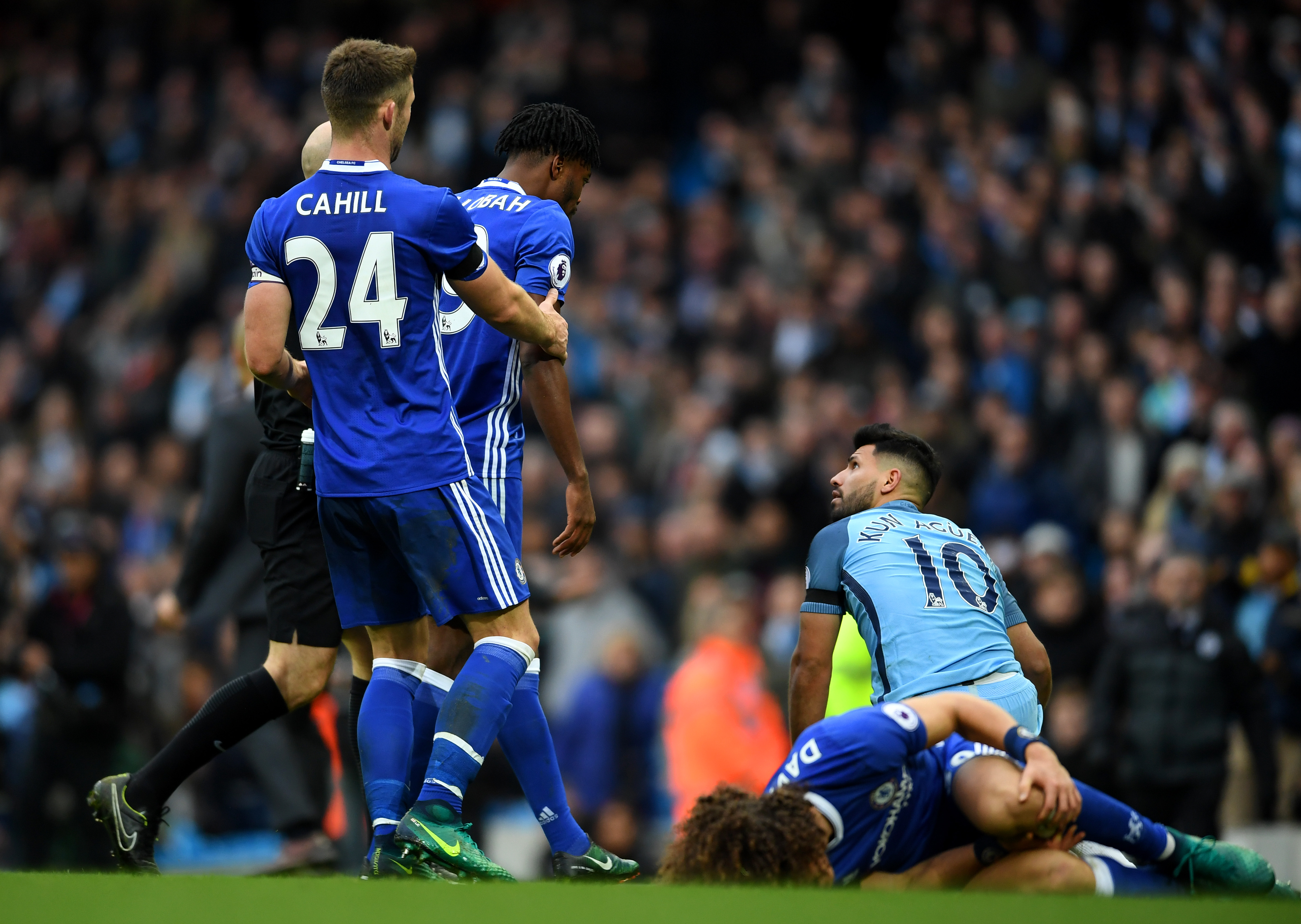 Sergio Aguero David Luiz
