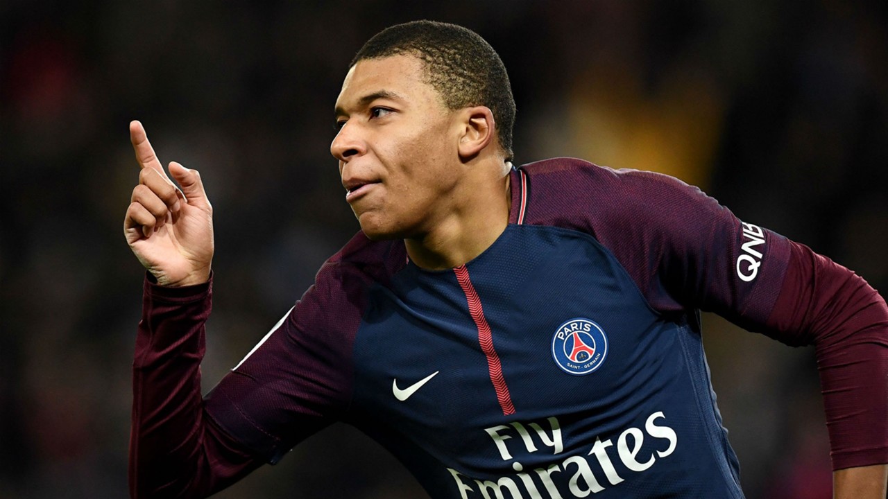 kylian mbappe vs usain bolt wielrenster puck moonen mooiste sportvrouw van het jaar axed kylian mbappe vs usain bolt wielrenster puck moonen mooiste sportvrouw van het jaar axed