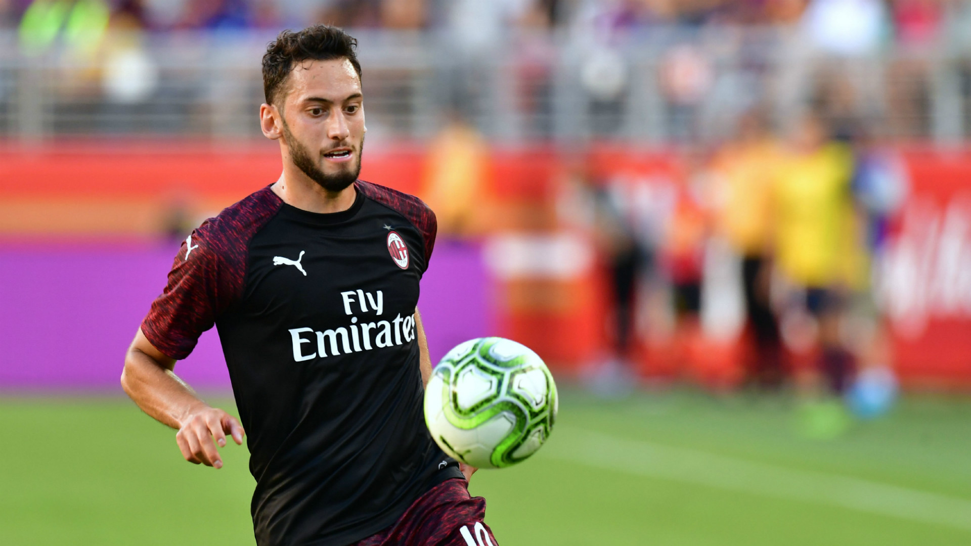 Hakan Calhanoglu Milan