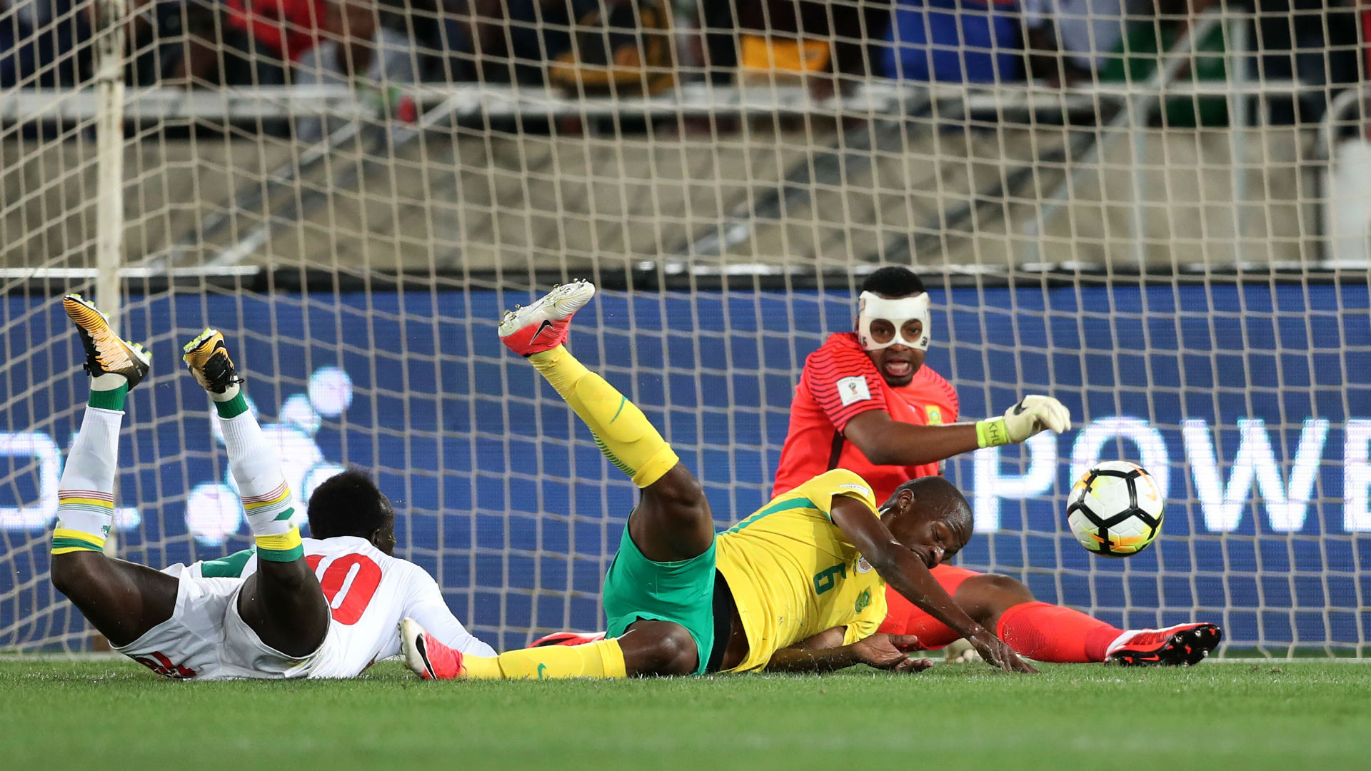 south-africa-itumeleng-khune-thamsanqa-mkhize-against-senegals-