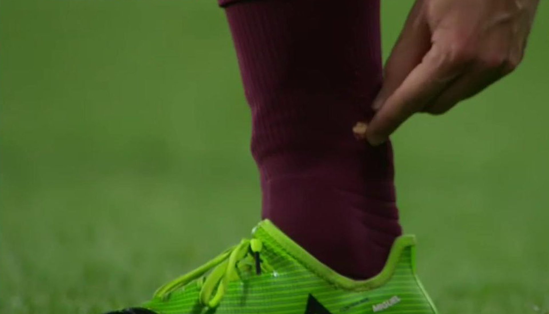 Suárez encaminó a Barcelona