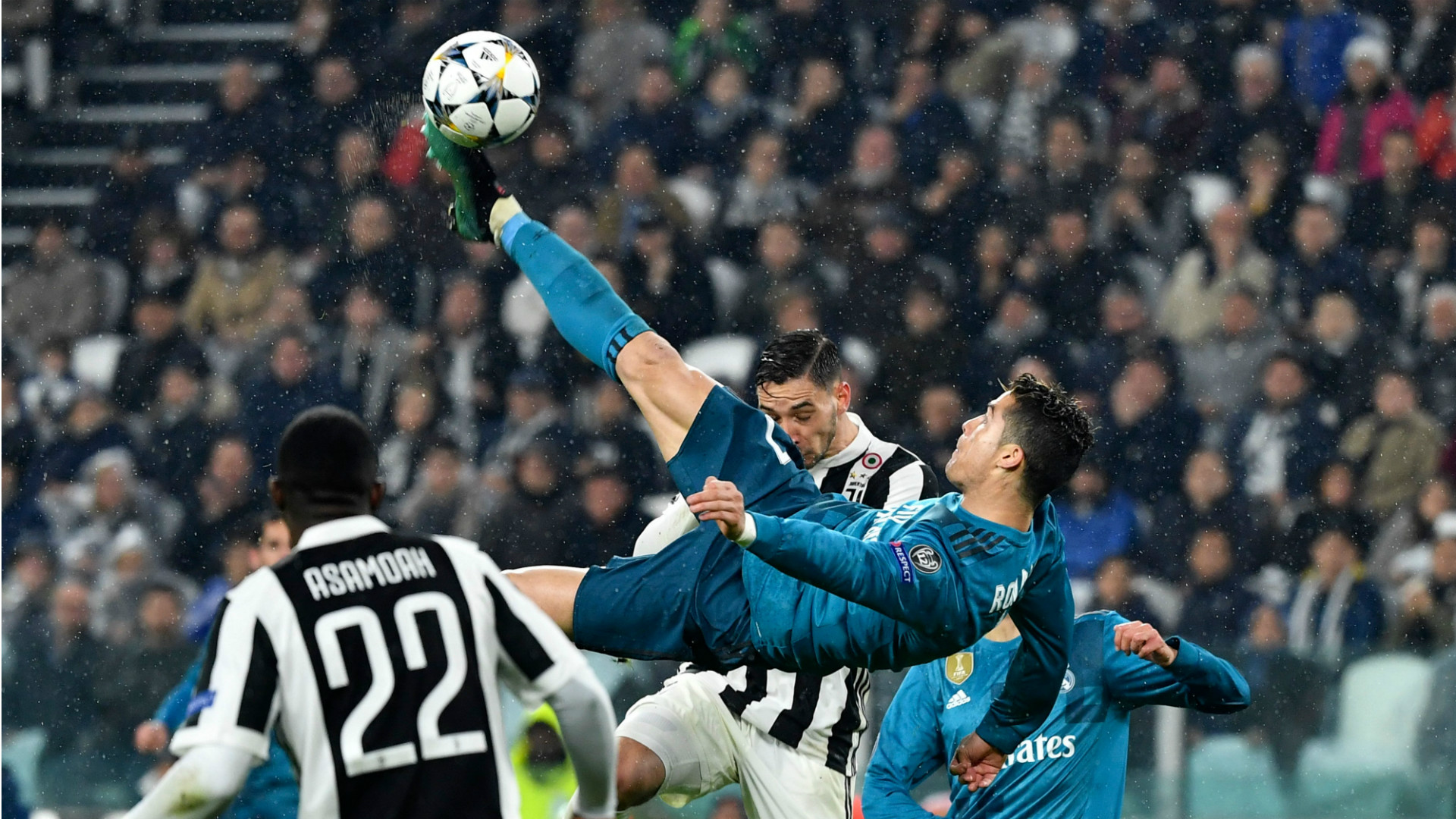  Cristiano Ronaldo Real Madrid Juventus kick of the UEFA Champions League 