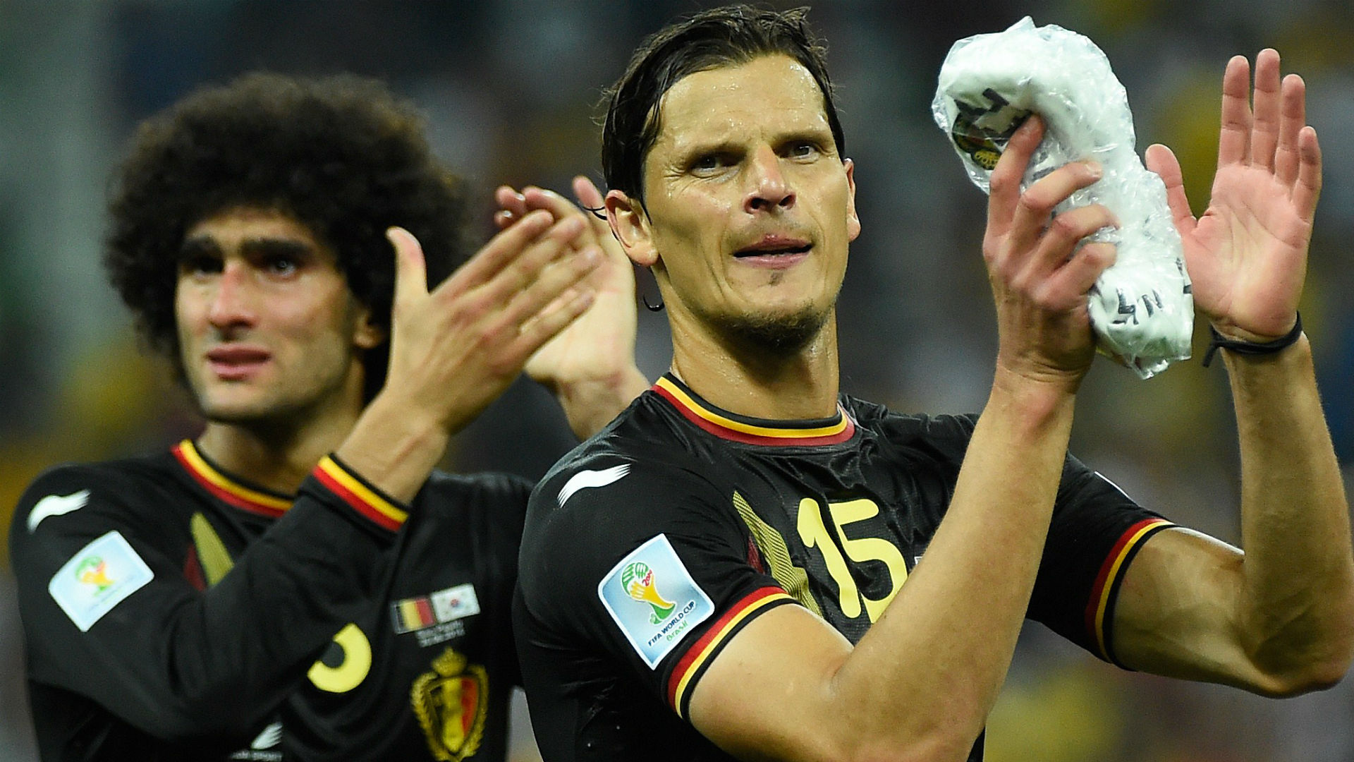 Scènes de liesse pour la qualification en finale — France-Belgique