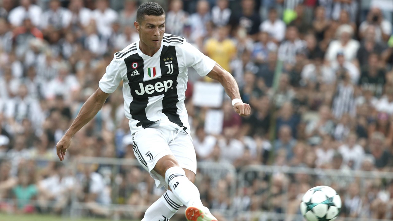 Cristiano Ronaldo Cetak Gol Dalam Debutnya di Juventus