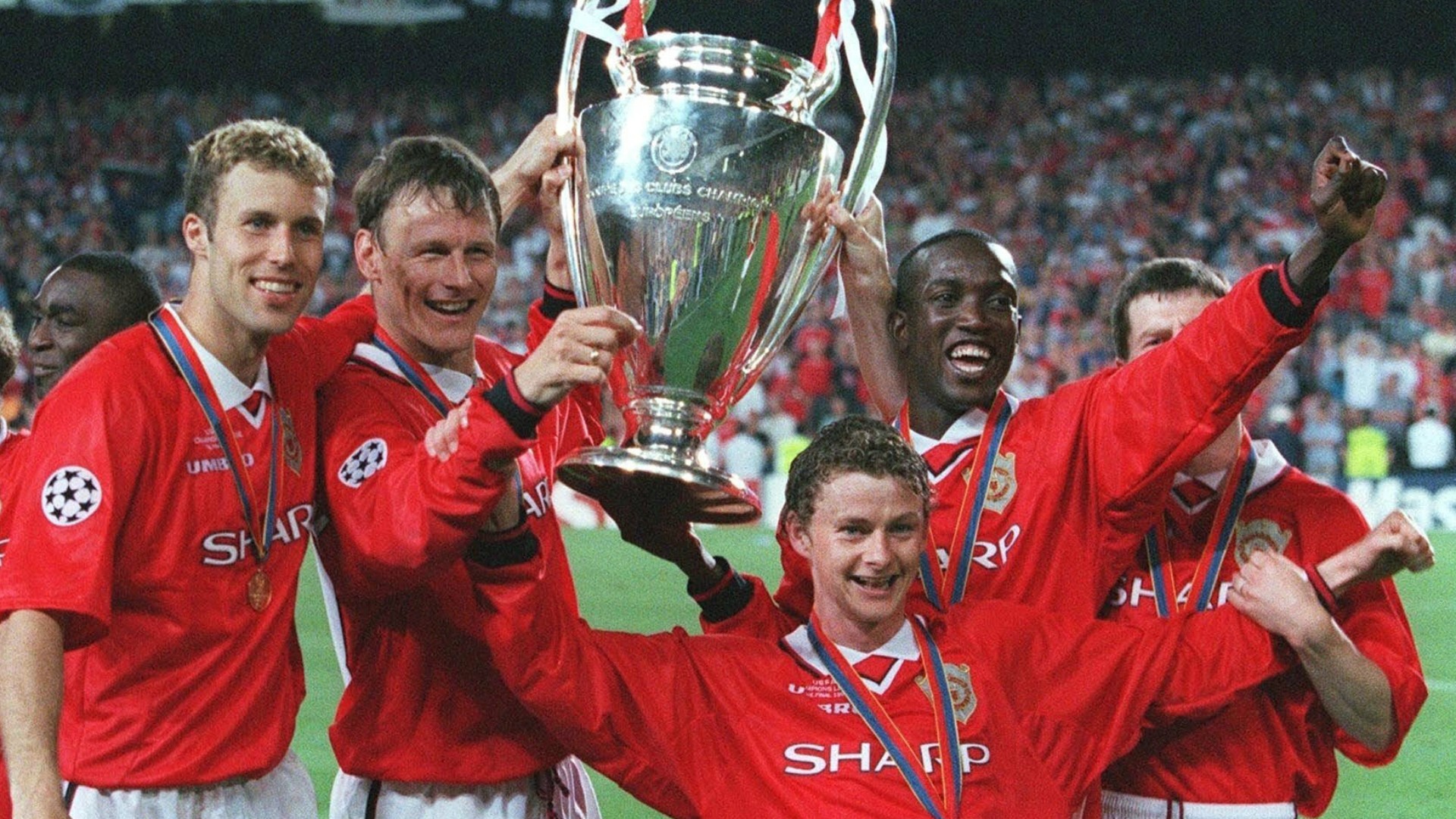 https://images.performgroup.com/di/library/GOAL/74/c8/manchester-united-1999_1vlp3ou3qmp2f1ho122hlpu1a8.jpg?t=-349217431&quality=90&w=0&h=1260