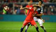 Nicolás Castillo Gustavo Gómez Chile Paraguay 310817