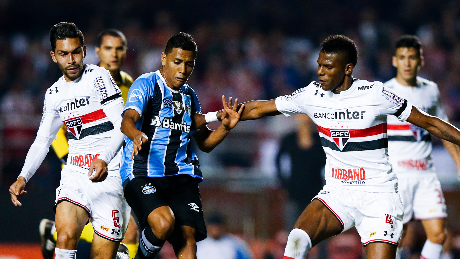 Robert Arboleda Pedro Rocha Petros Sao Paulo Gremio Brasileirao Serie A 24072017