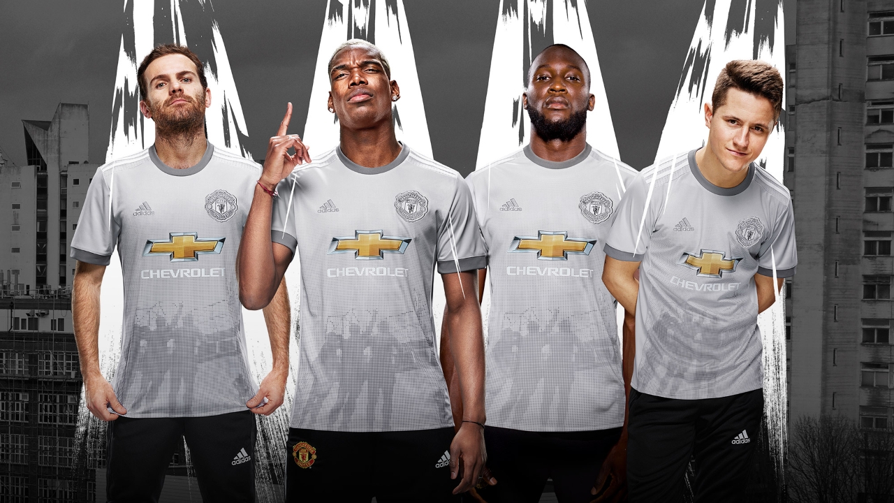 Manchester United third kit