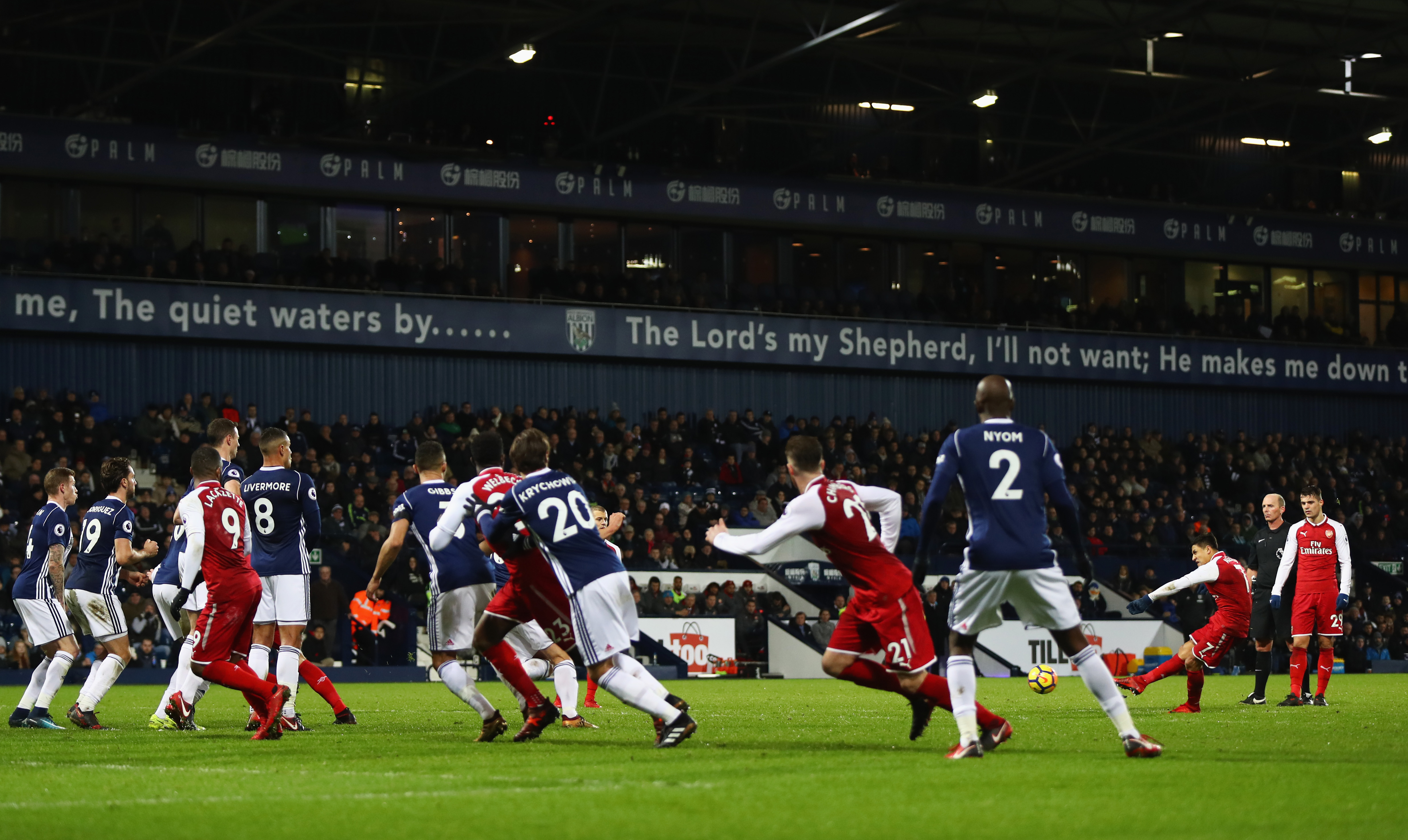 311217 Arsenal West Bromwich Alexis Sánchez