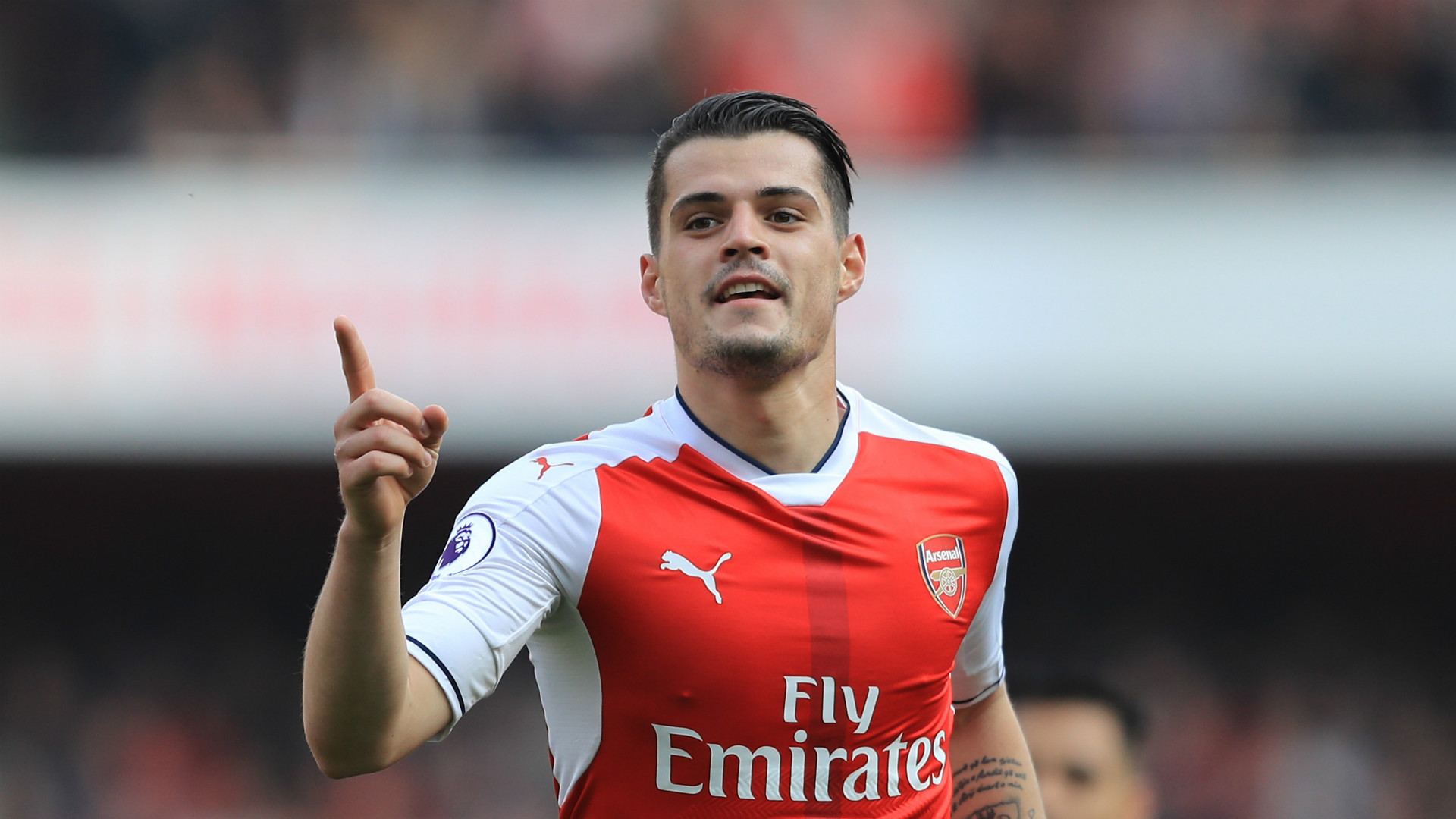 Swiss World Cup star Granit Xhaka extends Arsenal stay