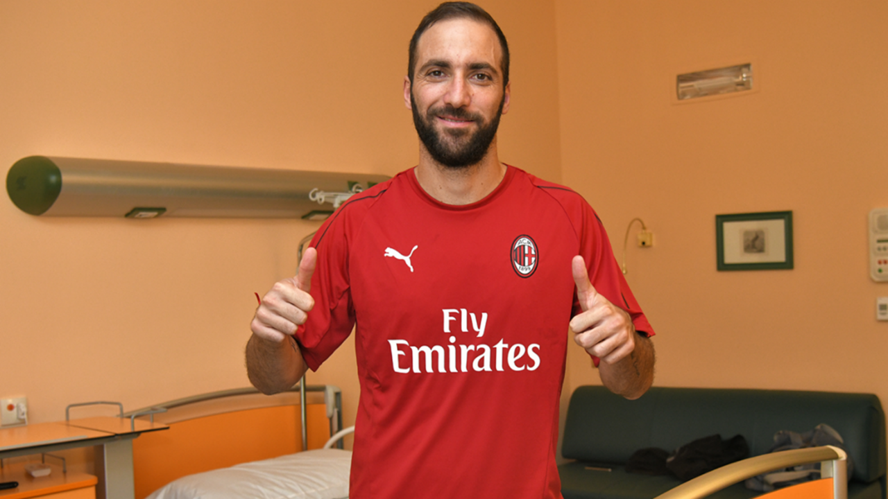 Terza Maglia AC Milan GONZALO HIGUAIN Terza Maglia AC Milan GONZALO HIGUAIN