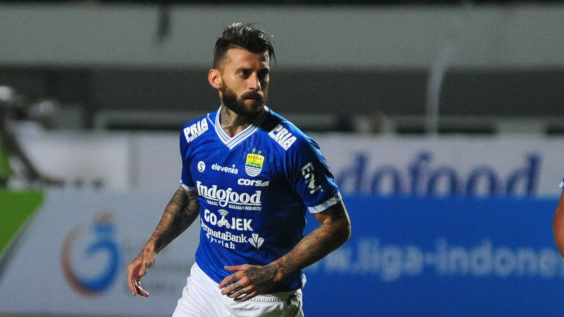 Http Wwwgoalcom Id Berita Bojan Malisic Gunakan Topeng Saat