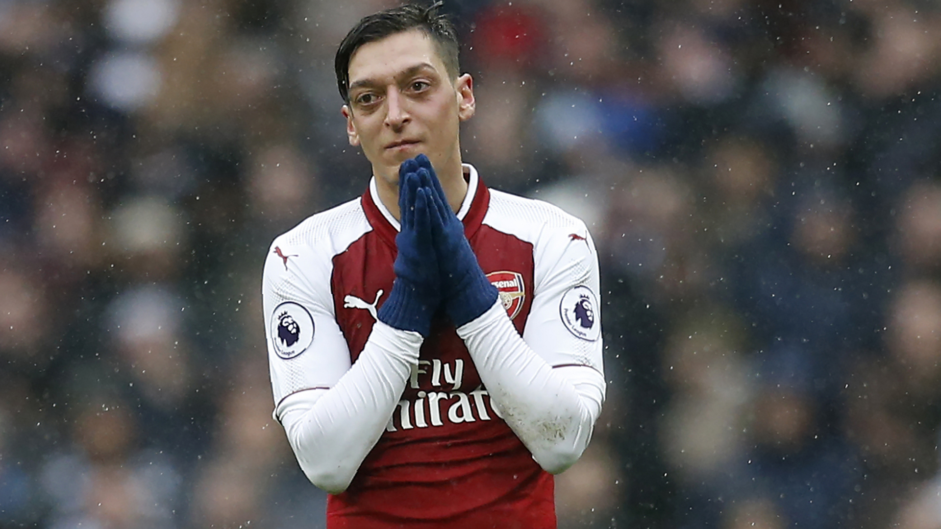 Mesut Ozil Arsenal Tottenham