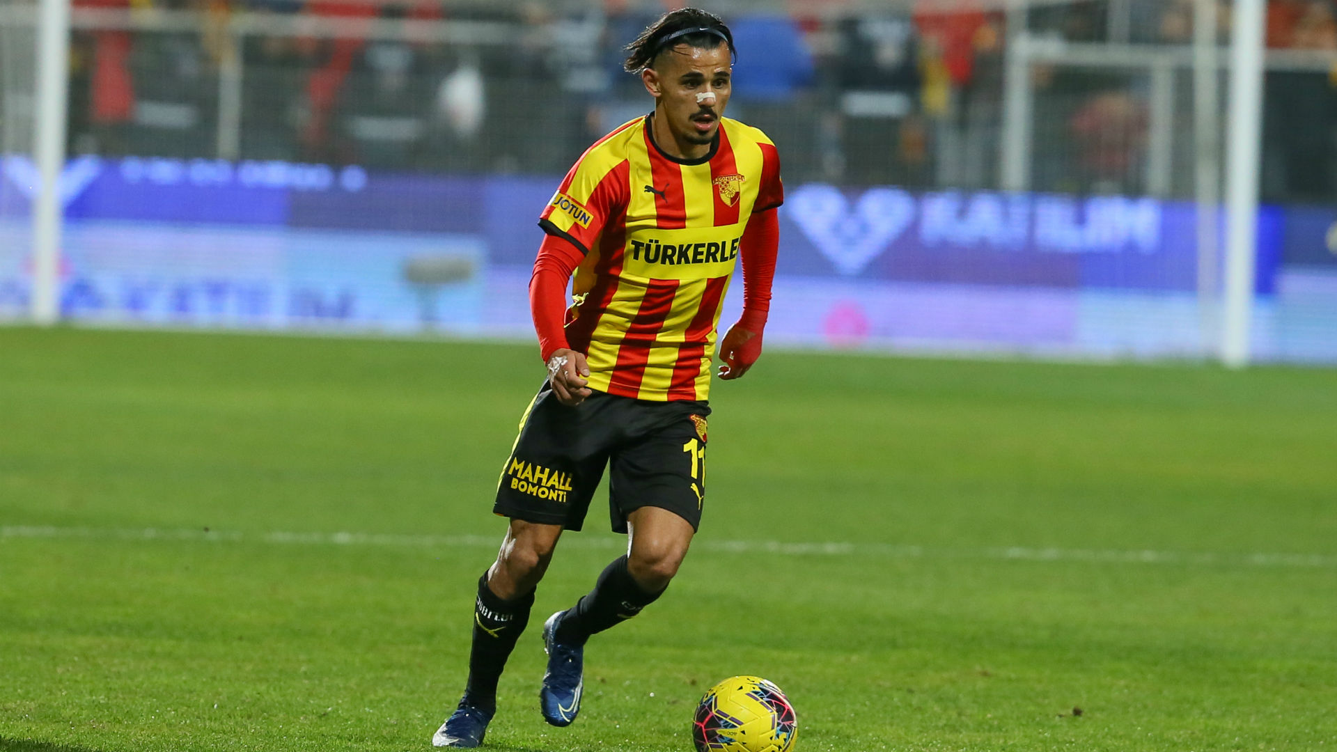 Goztepe v Galatasaray 12212019
