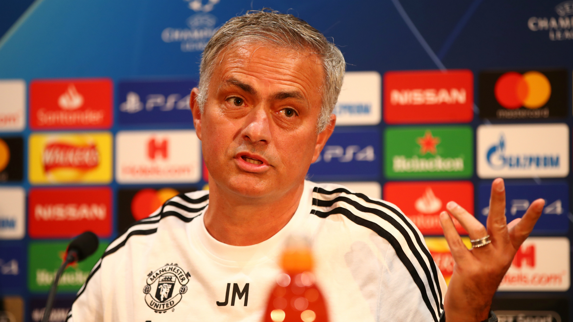 Manchester United v Valencia