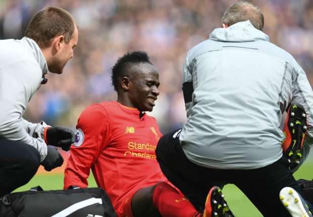 hd-sadio-mane-injury_1dvbxm3fwr4ul1ms529e55on3c.jpg