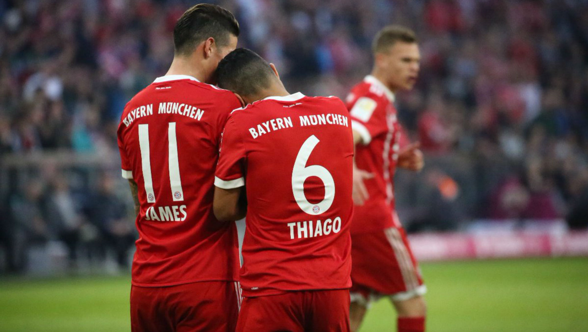 140418 James Rodríguez Thiago Alcántara Bayern Münich - Borussia Mönchengladbach