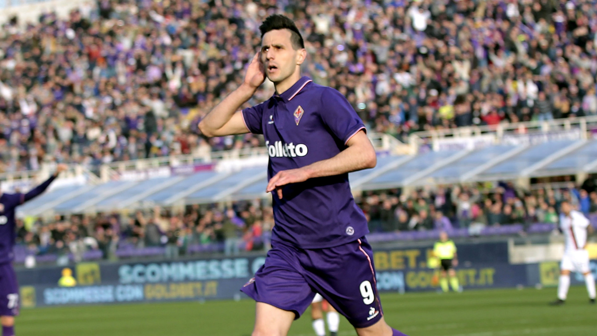 Fiorentina, ultimatum a Bernardeschi. Corvino: Fiorentina, ultimatum a Bernardeschi. Corvino: