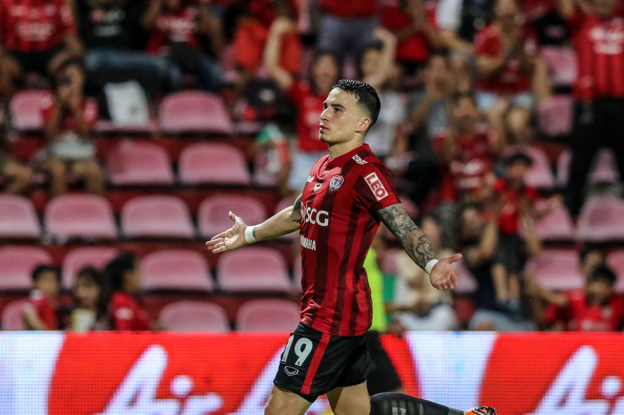 ผลการค้นหารูปภาพสำหรับ กิเลนไร้แบนล้างแค้นอุบล 2-1