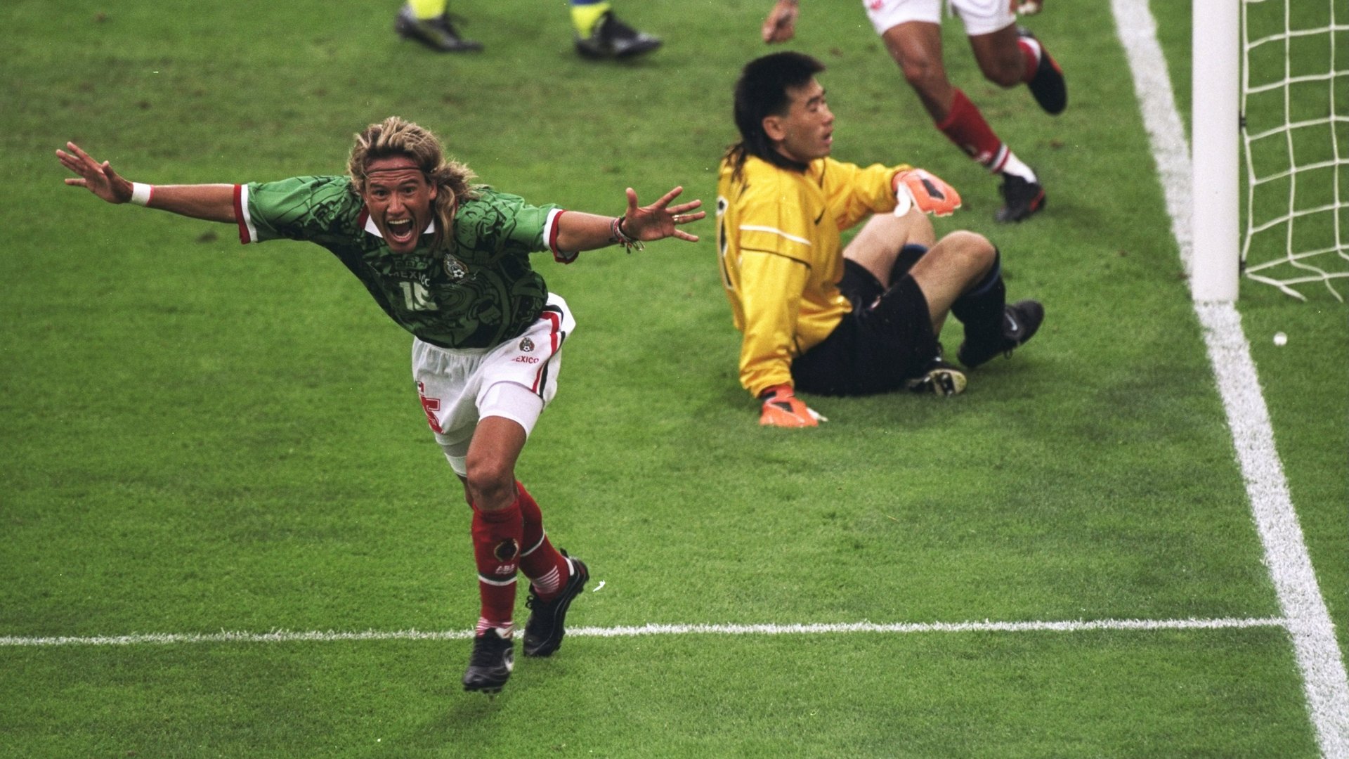 luis-hernandez-1998-mexico_1ovjbq5rv0xlt1w6vslvwva0vw.jpg