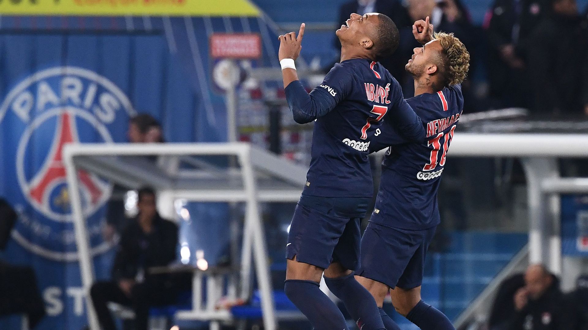 Psg Star Neymar Verrat Mein Sohn Ist Ein Grosser Fan Von Kylian Mbappe