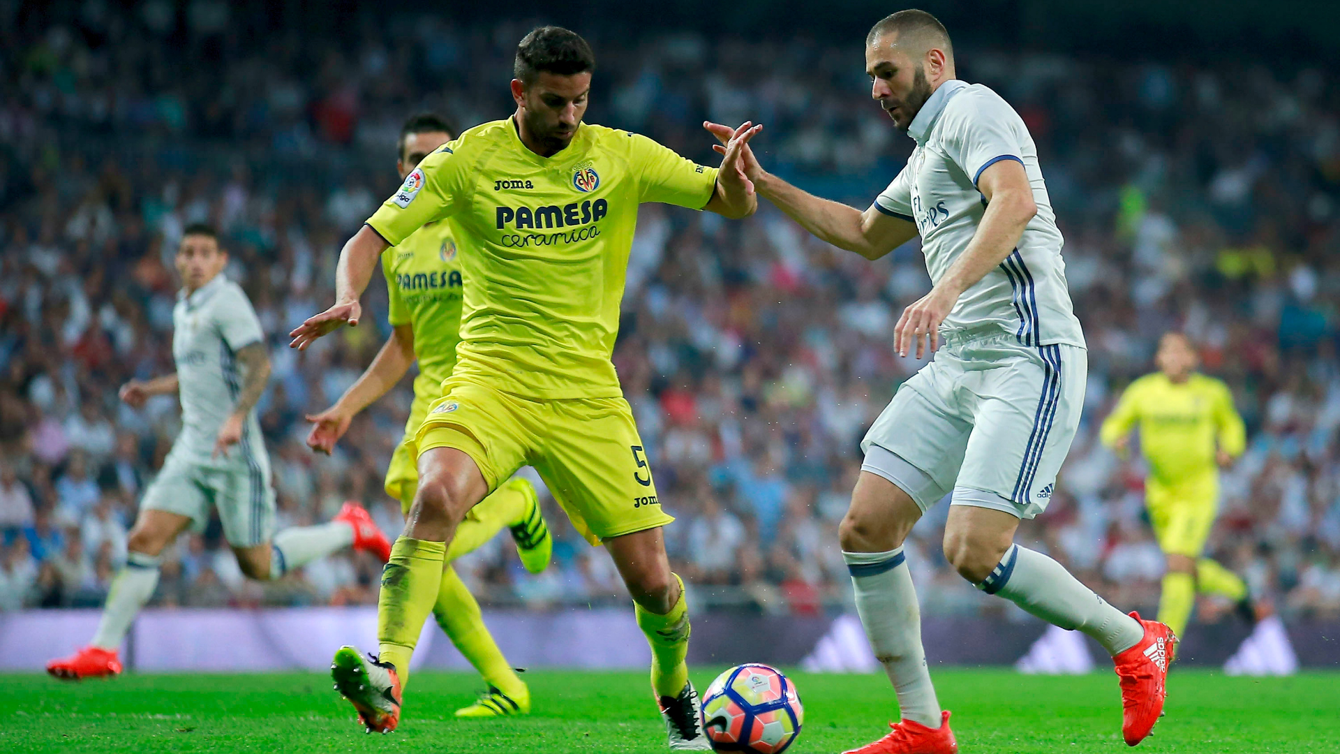 Mateo Musacchio Karim Benzema Real Madrid Villarreal La Liga 21092016