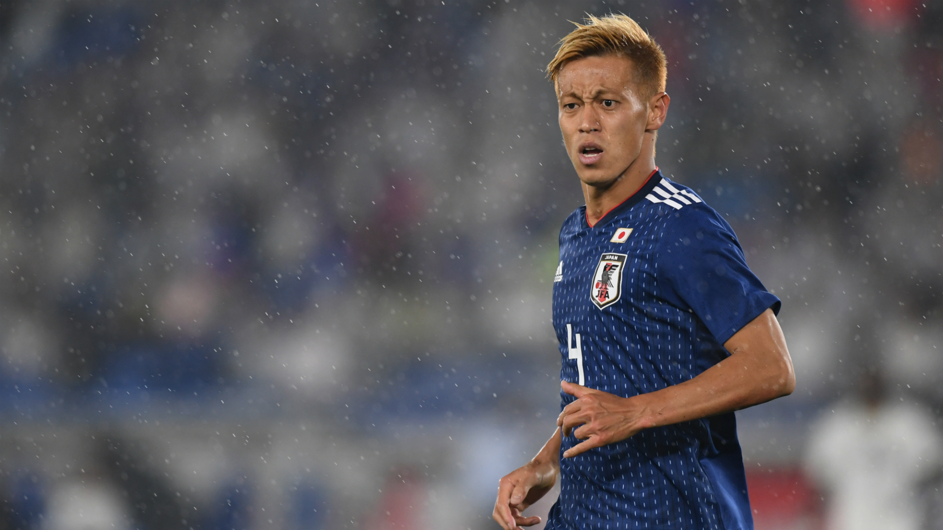 Australian Transfer News And Rumours Premier League Clubs Eye Aaron Mooy Keisuke Honda To