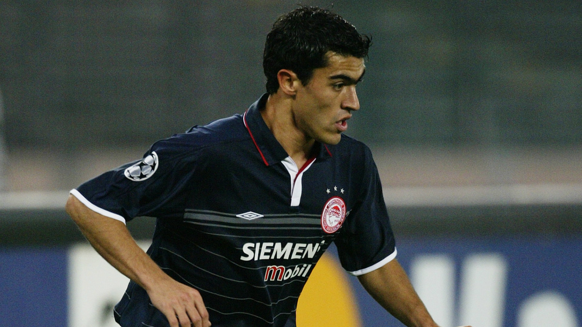 Nery Castillo con el Olympiacos en la Champions 