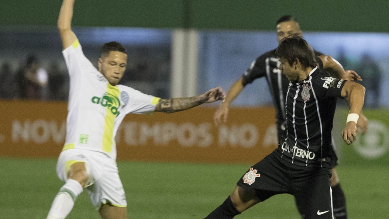 Corinthians volta a jogar pela Copa do Brasil com mudanças no time; confira a escalação