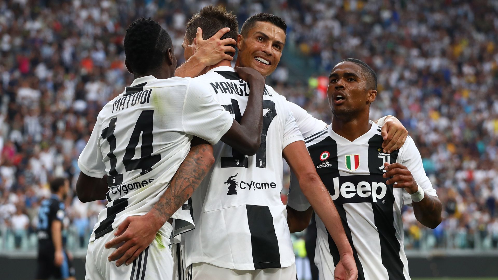 Mandzukic Cristiano Matuidi Ronaldo Douglas Costa - Juventus