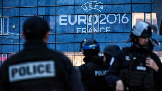 euro-2016-police_wj3pr4w2lrhn1udca1stvxk4m.jpg