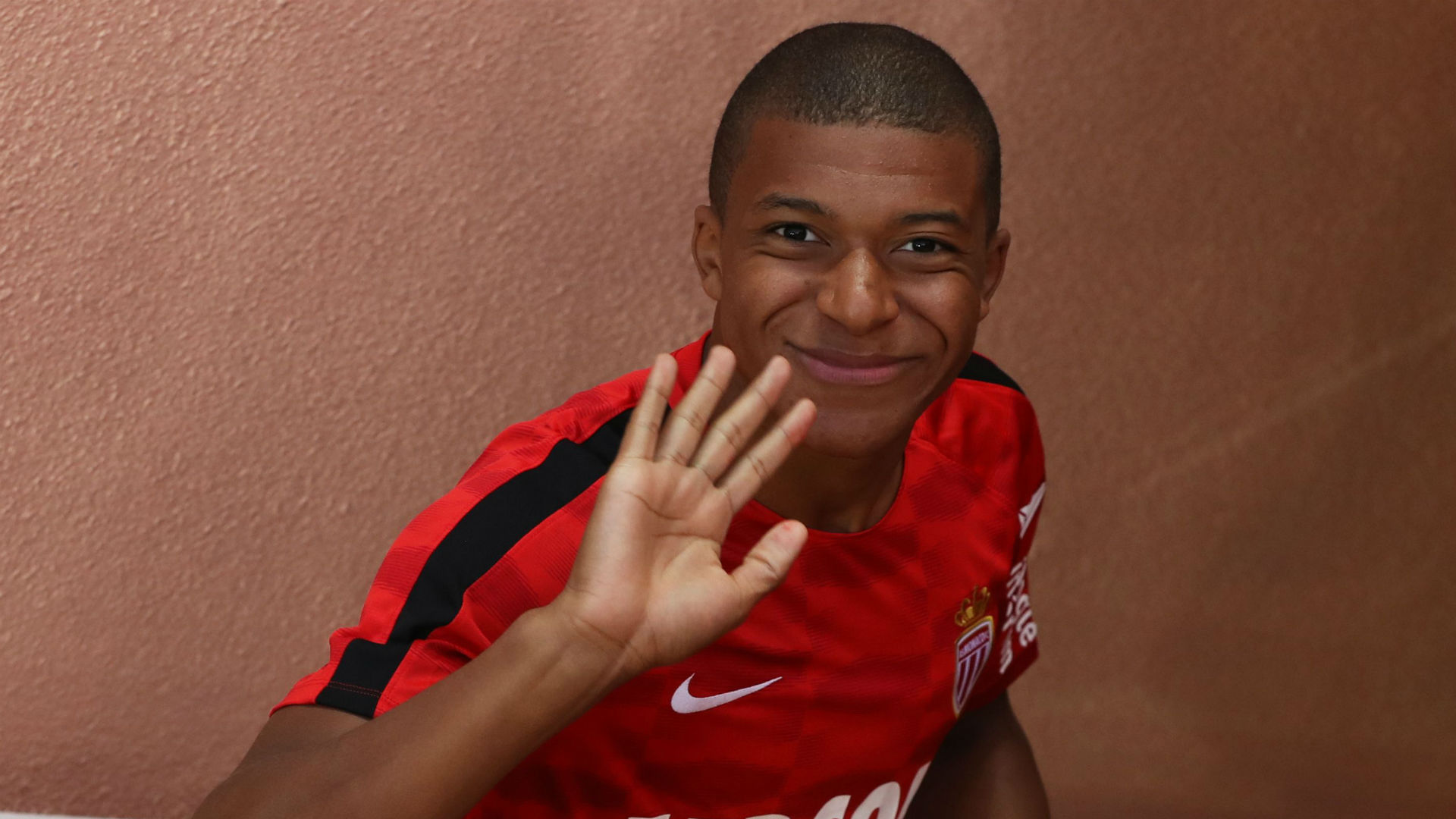 Monaco ufficializza, Mbappè a PSG Monaco ufficializza, Mbappè a PSG
